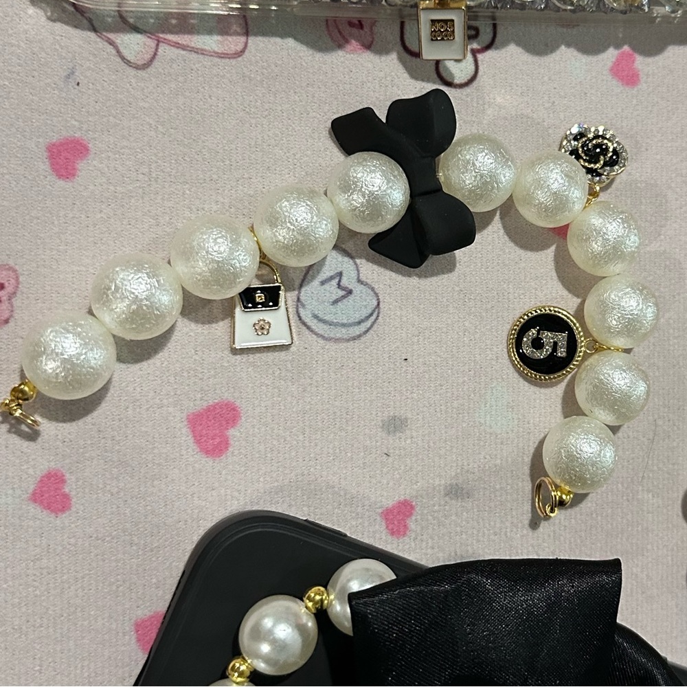 Yuri’s Phone Chain